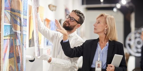 pickup-transporteur-oeuvre-art-transport-logistique-fine-art-paris-roissy-cdg-france-defi-groupe